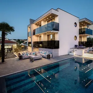 Luxury In Curiera Malinska